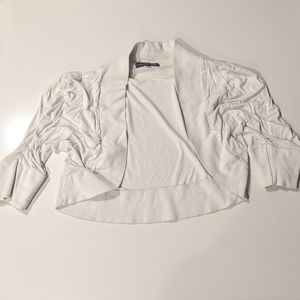 (Free wirh purchase over $40) Addition Elle Size 1x White Shrug Shrug